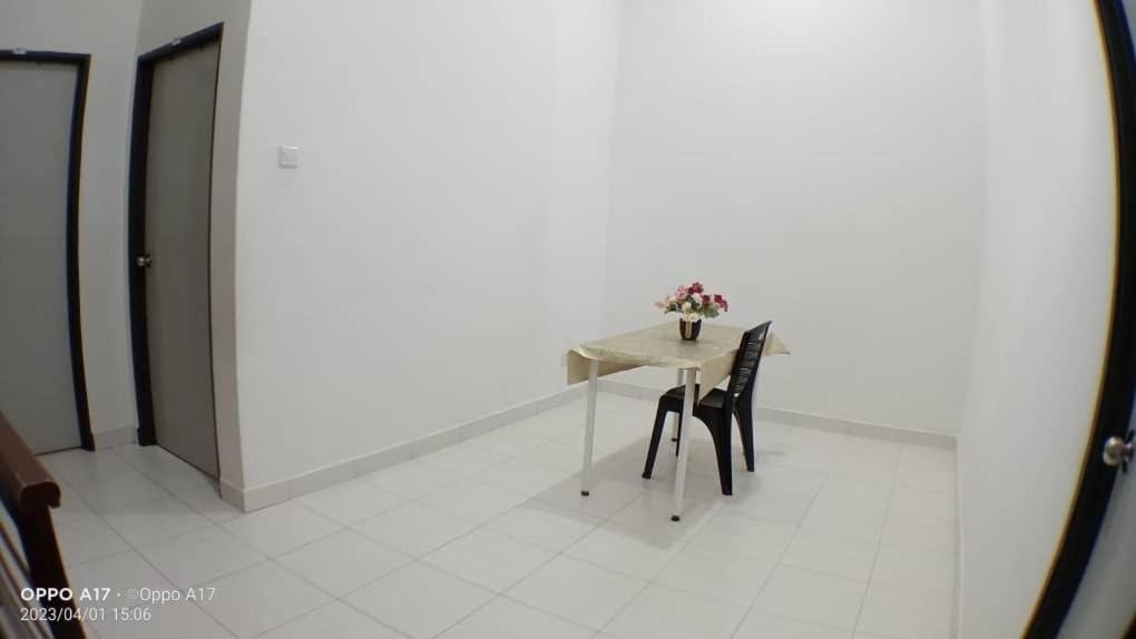 Anggerik Heights Homestay Bentong Extérieur photo